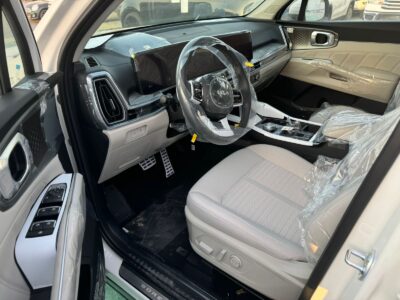 2026 Kia Sorento Hybrid 1.6-liter Turbocharged 4-cylinder Engine White Beige SUV GCC