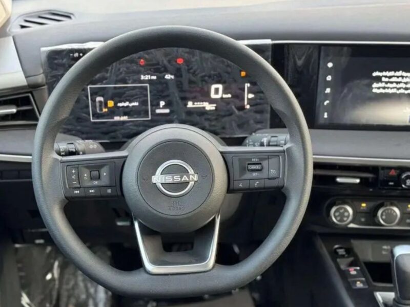 2026 NISSAN KICKS 2.0L Naturally Aspirated 4 Cylinders Petrol Engine Grey Black SUV GCC