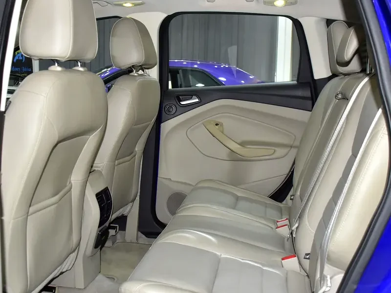 2014 Ford Escape SEL 4 Cylinders Petrol Engine Blue Beige Crossover GCC Specs Automatic