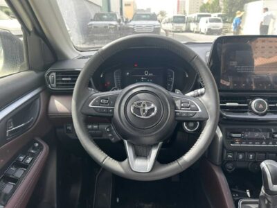2026 TOYOTA URBAN CRUISER GLX 1.5L 4 Cylinders Petrol Engine White Brown SUV GCC