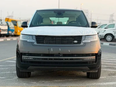 2026 Land Rover Range Rover HSE P400 3.0 L Inline-6 Petrol Engine Black Beige SUV GCC Specs