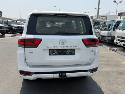 2025 Toyota Land Cruiser VX 3.5 Litres 6 Cylinders HYBRID Engine White Beige SUV GCC Specs