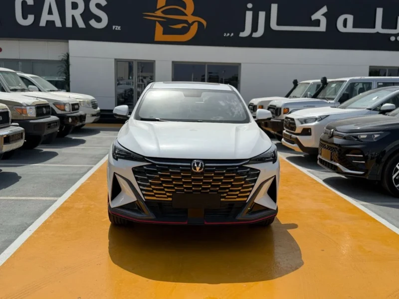 2025 Changan X5 Plus 1.5L Turbocharged 4-cylinder Petrol Engine White Red SUV Chinese Specs