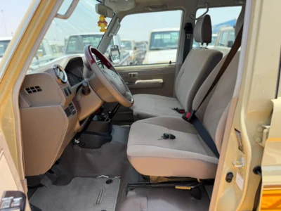2022 Toyota Land Cruiser 70 LC79 4.0L 6 Cylinders Petrol Engine Beige Pickup Truck GCC
