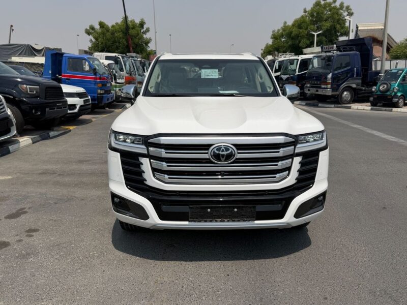 2025 Toyota Land Cruiser VX 3.5 Litres 6 Cylinders HYBRID Engine White Beige SUV GCC Specs