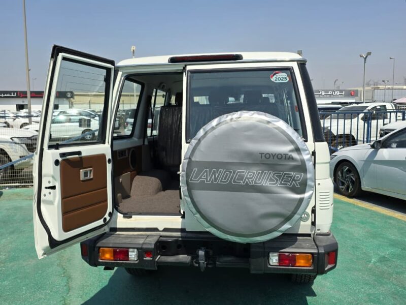 2026 Toyota Land Cruiser 76 Hardtop LX 4.0L 6 Cylinders Petrol Engine White Brown SUV GCC