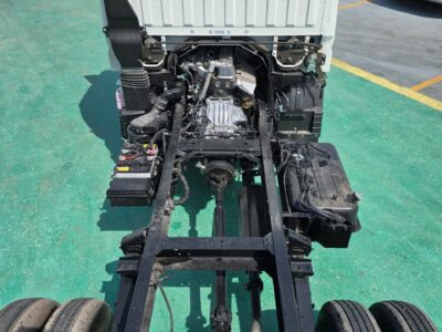 2026 MITSUBISHI CANTER SHORT CHASSIS 4.2-liter Diesel engine White Grey Truck GCC