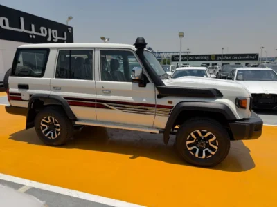 2025 Toyota Land Cruiser 76 2.8 Litres 4 Cylinders Diesel Engine White Tan SUV GCC Specs
