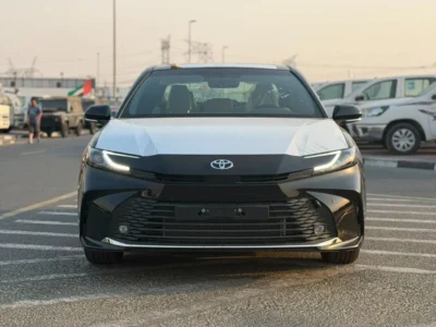 2026 Toyota Camry GLE HEV 2.5 Litres 4 Cylinders Engine Black Beige Sedan GCC Specs Automatic