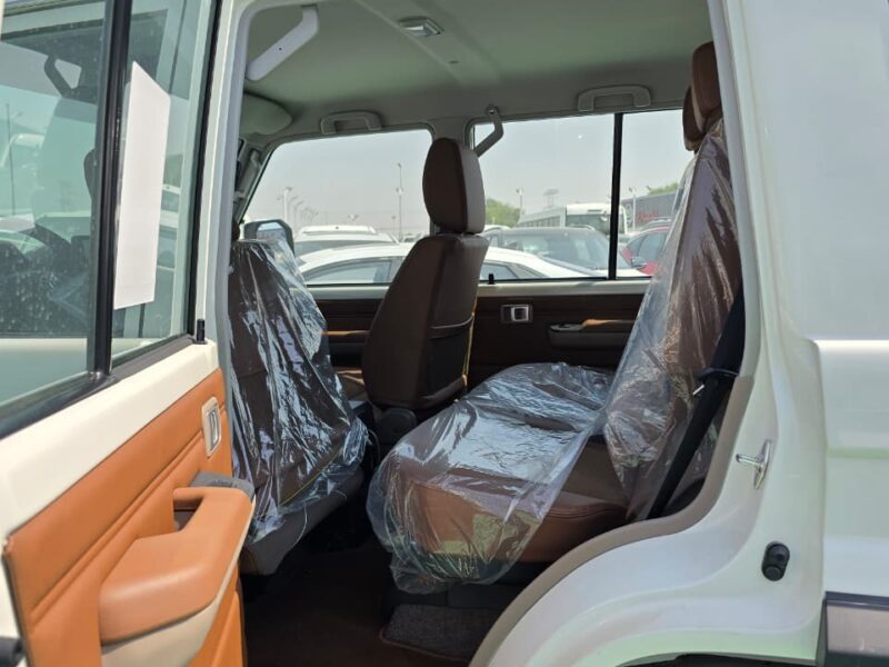 2026 Toyota Land Cruiser 76 Hardtop LX 4.0L 6 Cylinders Petrol Engine White Brown SUV GCC