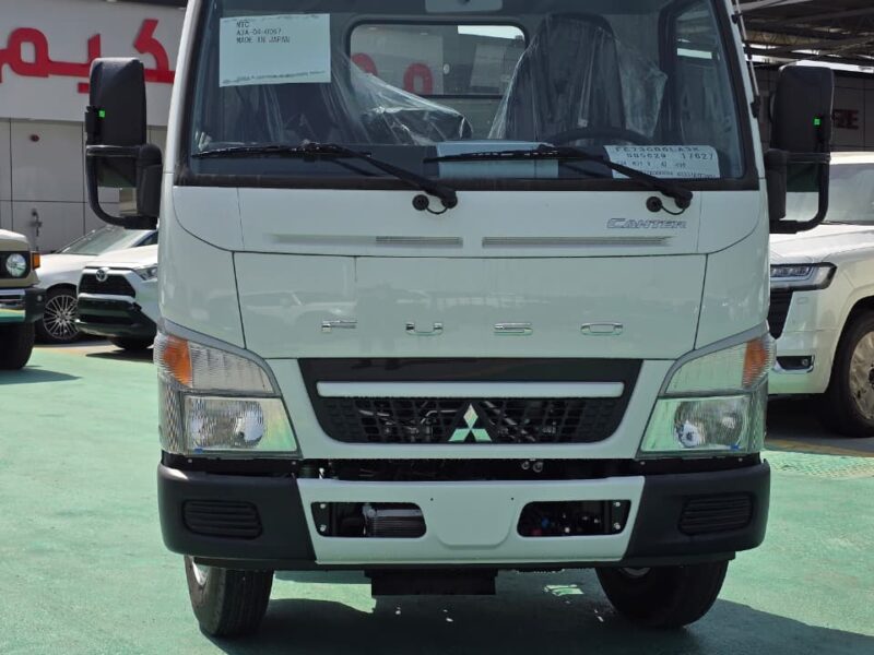 2026 MITSUBISHI CANTER SHORT CHASSIS 4.2-liter Diesel engine White Grey Truck GCC