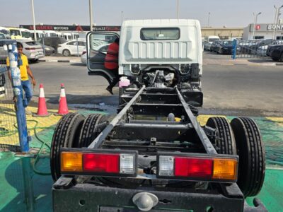 2026 MITSUBISHI CANTER SHORT CHASSIS 4.2-liter Diesel engine White Grey Truck GCC