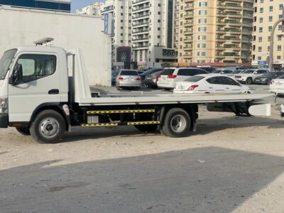 2026 MITSUBISHI CANTER RECOVERY 4.2-liter 4 Cylinder Diesel engine White Grey Truck GCC