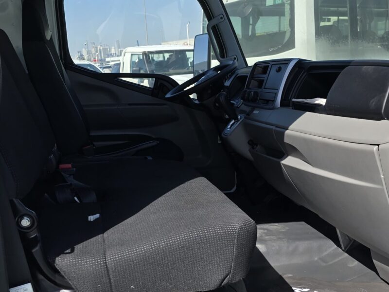 2026 Mitsubishi Fuso Canter Double Cab 3.0 Liter 4-cylinder Turbo Diesel White Black Truck