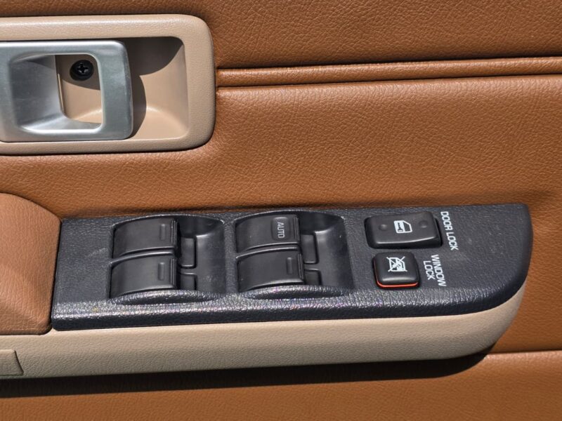 2026 Toyota Land Cruiser 76 Hardtop LX 4.0L 6 Cylinders Petrol Engine White Brown SUV GCC