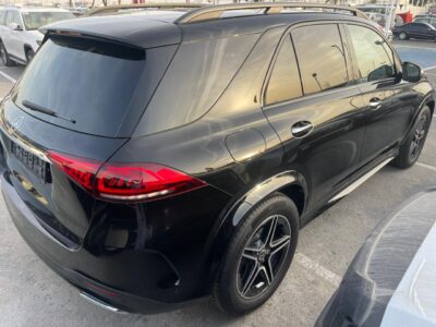 2024 Mercedes-Benz GL 450 3.0 Litres Turbo Inline-6 Petrol Engine Black SUV GCC Specs