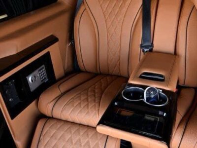 2024 Mercedes-Benz V 250 2.0-liter 4-cylinder Turbo-Diesel Engine Black Tan Van GCC Specs