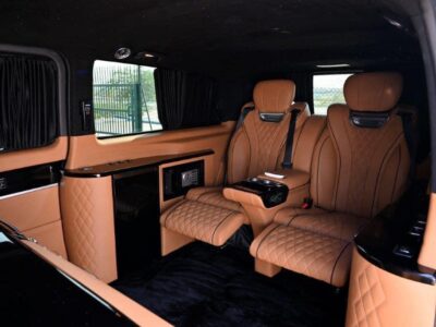 2024 Mercedes-Benz V 250 2.0-liter 4-cylinder Turbo-Diesel Engine Black Tan Van GCC Specs