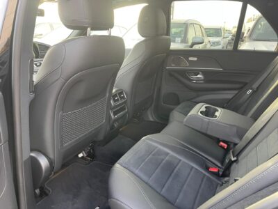 2024 Mercedes-Benz GL 450 3.0 Litres Turbo Inline-6 Petrol Engine Black SUV GCC Specs