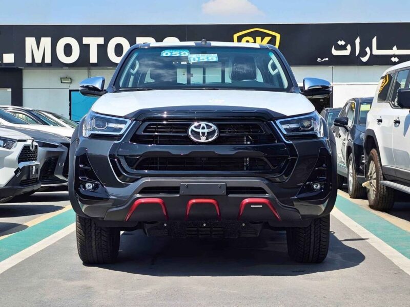 2026 Toyota Hilux SR5 TRD WOOD INTERIOR 4.0L PETROL V6 4WD Grey Black Pickup Truck GCC