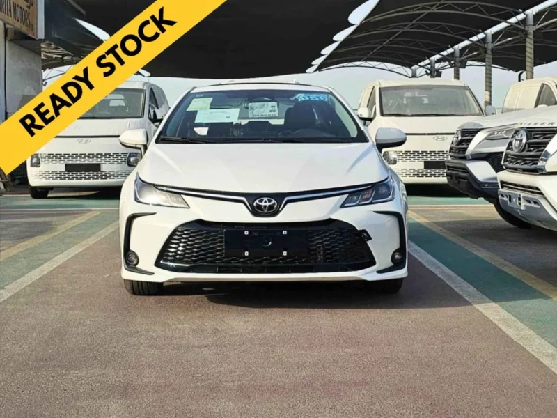 2025 Toyota Corolla XLI EXECUTIVE 1.8L V4 PETROL Engine White Black Sedan Chinese Specs