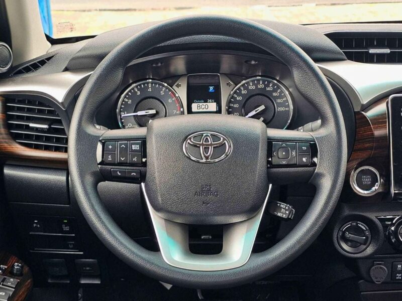 2026 Toyota Hilux SR5 TRD WOOD INTERIOR 4.0L PETROL V6 4WD Grey Black Pickup Truck GCC