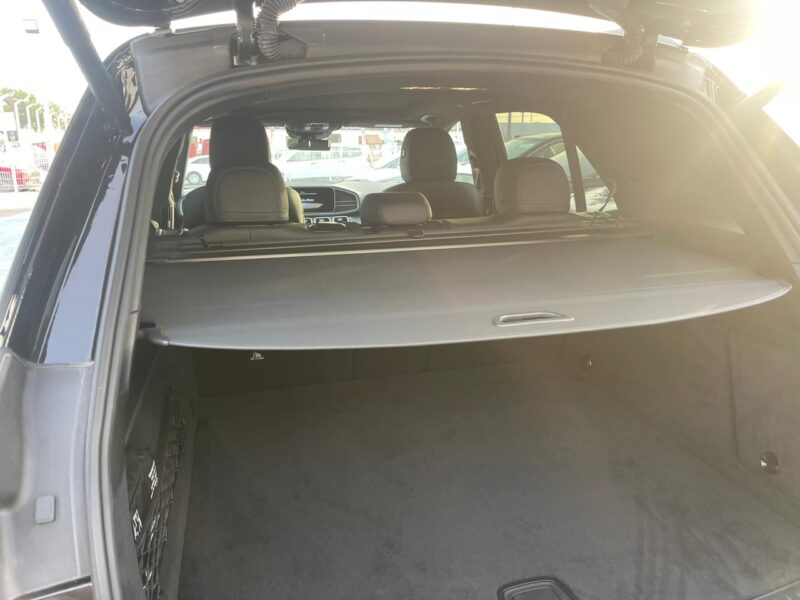 2024 Mercedes-Benz GL 450 3.0 Litres Turbo Inline-6 Petrol Engine Black SUV GCC Specs