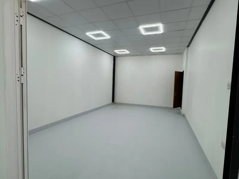 375 sqft MODERN AND SECURE STORAGE UNIT AVAILABLE FOR VARIOUS STORAGE REQUIREMENTS