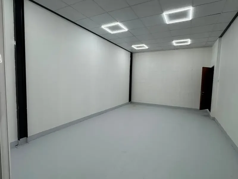 375 sqft MODERN AND SECURE STORAGE UNIT AVAILABLE FOR VARIOUS STORAGE REQUIREMENTS