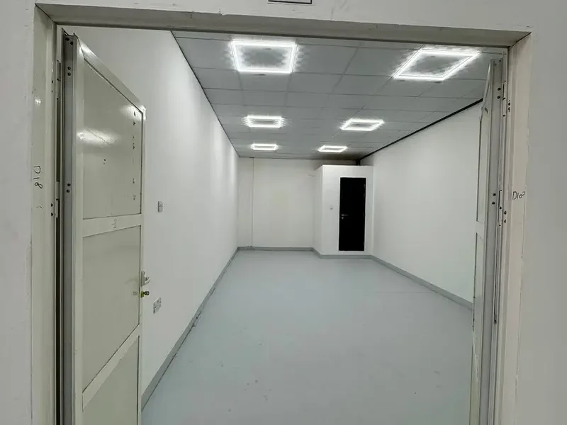 375 sqft MODERN AND SECURE STORAGE UNIT AVAILABLE FOR VARIOUS STORAGE REQUIREMENTS