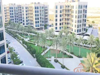 642 sqft MAG 550, MAG 5 Boulevard Pool & City Views | Well Maintained | Great Community