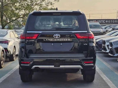 2025 Toyota Land Cruiser VX 3.5 Litres V6 PETROL Engine Black SUV GCC Specs