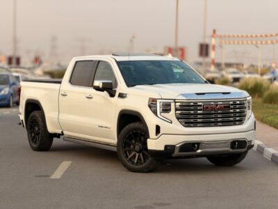 2022 GMC Sierra K1500 Denali 5.3 Litres V8 Petrol Engine White Black Pickup Truck US Spec