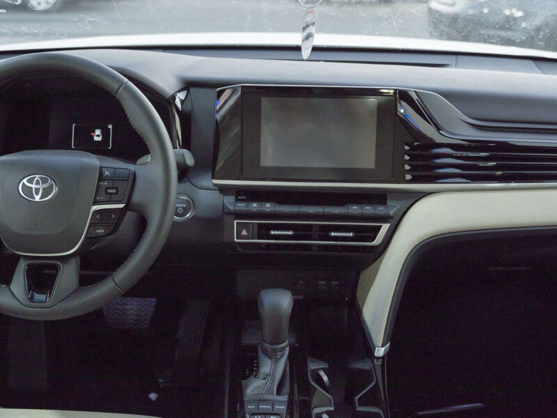 2026 Toyota Camry E-plus 2.5L Inline-4 Hybrid with Atkinson Cycle White Beige Sedan GCC