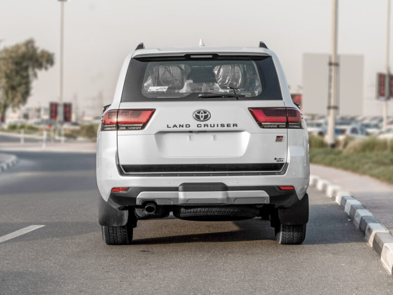 2025 Toyota Land Cruiser GR-Sport 3.5L V6 Twin-Turbo Hybrid Engine White Red SUV GCC