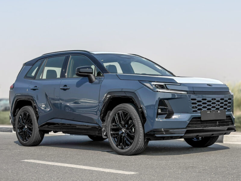 2026 Toyota Rav 4 XSE 2.5L 4-Cylinder Hybrid Petrol Engine Blue Black SUV GCC Specs