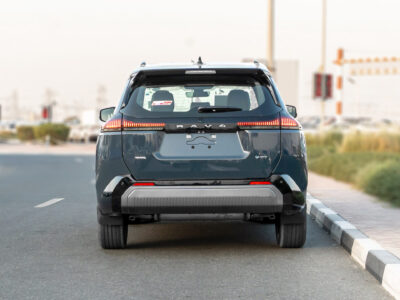 2026 Toyota Rav 4 XSE 2.5L 4-Cylinder Hybrid Petrol Engine Blue Black SUV GCC Specs