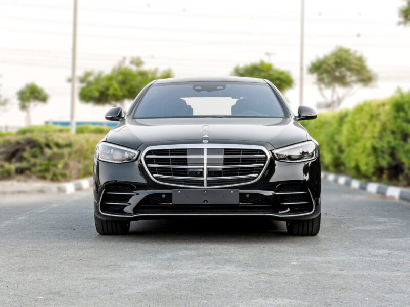 2025 Mercedes Benz S 580 4Matic 4.0L V8 Twin-Turbo Petrol Engine EQ Boost Black Sedan