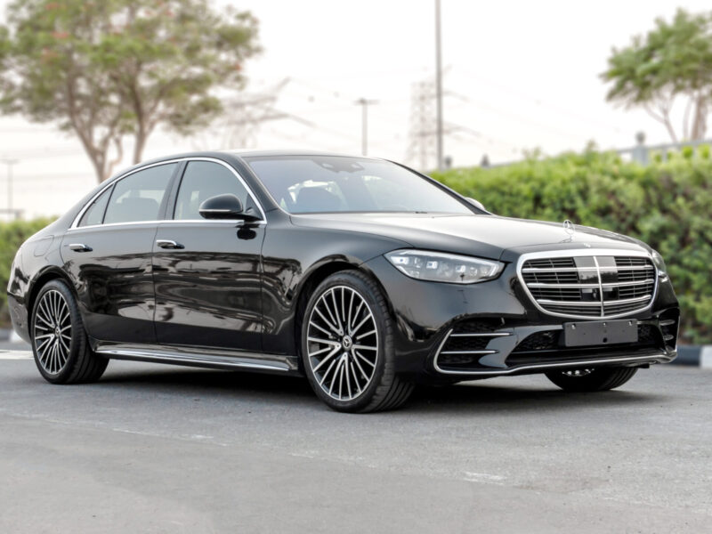 2025 Mercedes Benz S 580 4Matic 4.0L V8 Twin-Turbo Petrol Engine EQ Boost Black Sedan