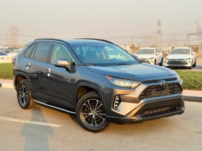 2019 TOYOTA RAV4 LE AWD 2.5 Litres V4 Petrol Engine Grey Black SUV American Specs