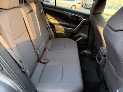 2019 TOYOTA RAV4 LE AWD 2.5 Litres V4 Petrol Engine Grey Black SUV American Specs