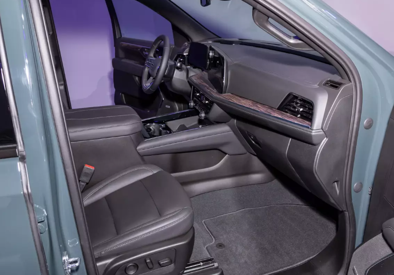 2026 Chevrolet Tahoe 5.3 Litres V8 Petrol Engine Grey Black SUV GCC Specifications