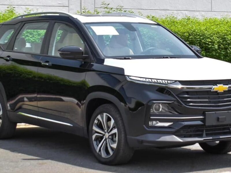 2024 Chevrolet Captiva 1.5-Liter Turbocharged 4-Cylinder Petrol Engine Black Tan SUV GCC