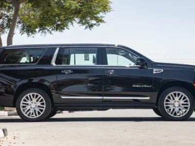 2026 GMC Yukon XL Denali 6.2 Litres EcoTec3 V8 Petrol Engine Black Beige SUV GCC Specs