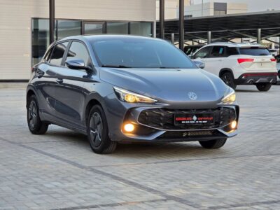 2025 MG MG3 1.5-litre 4-cylinder Petrol Engine Grey Black Hatchback GCC Specs