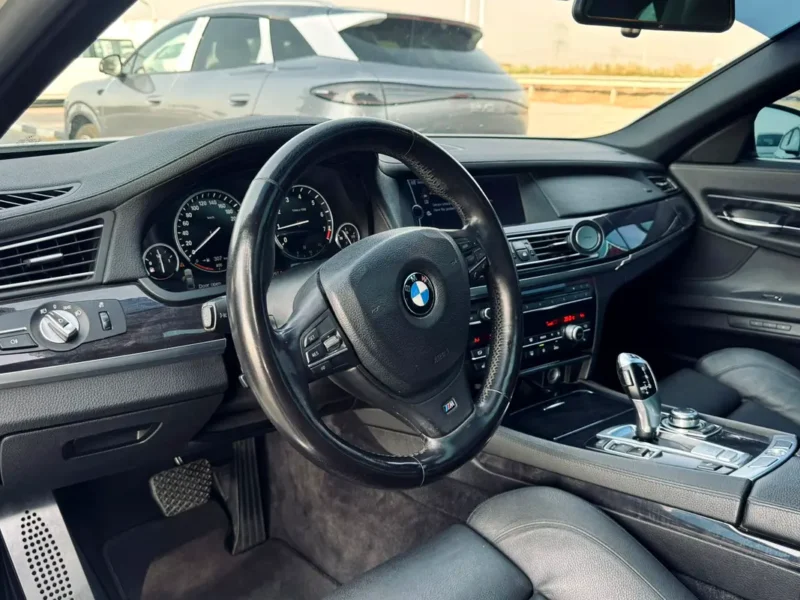 2010 BMW 7-Series 740i 3.0 Litres 6 Cylinders Petrol Engine White Black Sedan Excellent Condition