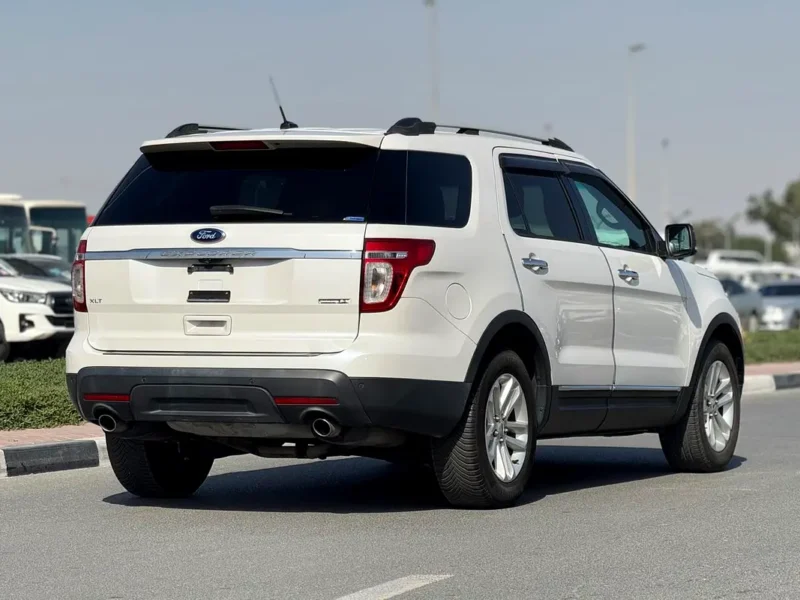 2014 Ford Explorer XLT 6 Cylinders Petrol Engine White Black SUV Neat and Clean Car