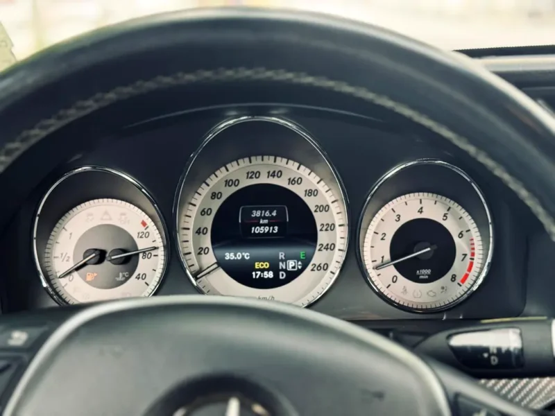 2014 Mercedes-Benz GLK-Class GLK 350 4MATIC 6 Cylinders Petrol Engine Black SUV CLEAN TITLE