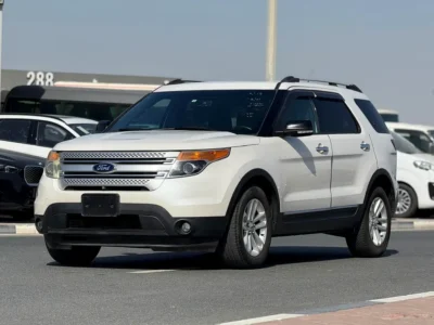 2014 Ford Explorer XLT 6 Cylinders Petrol Engine White Black SUV Neat and Clean Car