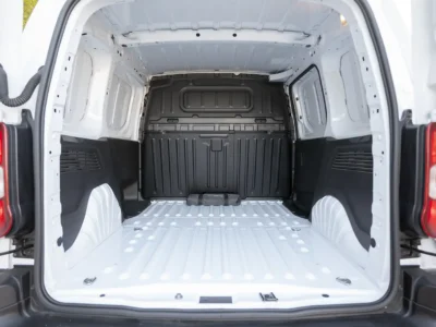 2025 Fiat Doblo Cargo 1.6 Litres 4 Cylinders Diesel Engine White Grey Minivan GCC Specs